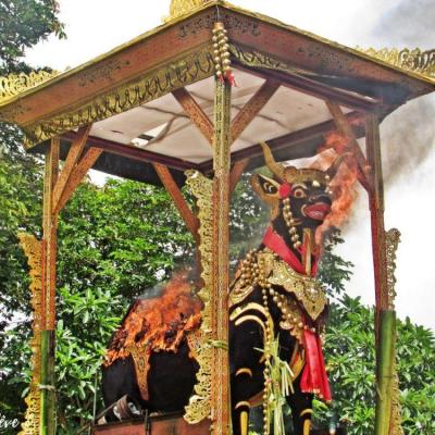 Cremation a bali